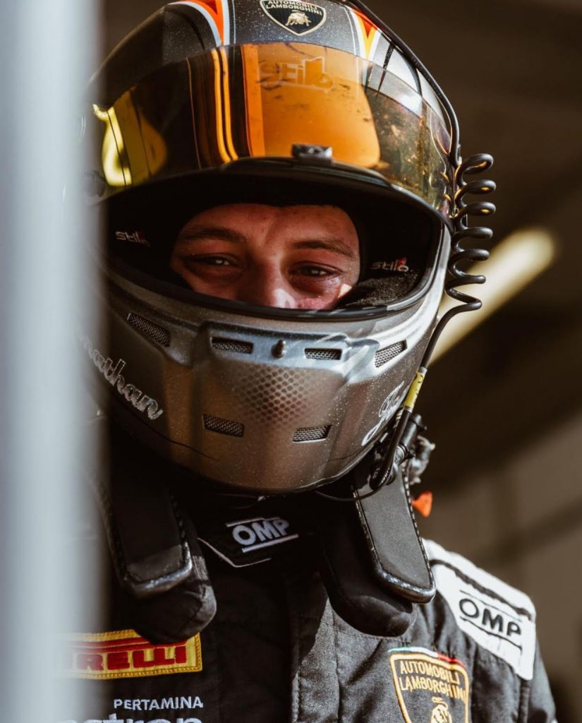 Jonathan Cecotto apunta el podio en la final mundial Lamborghini