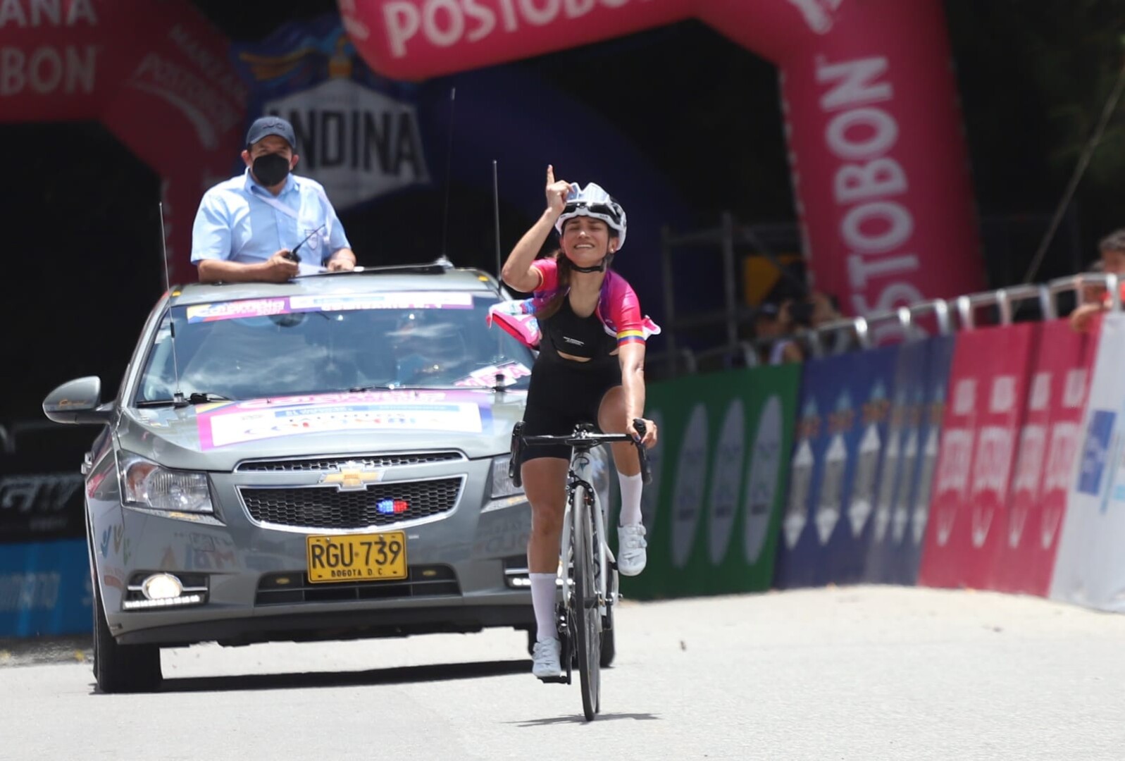 Lilibeth Chacón volvió a ganar y sigue liderando la Vuelta a Colombia Femenina