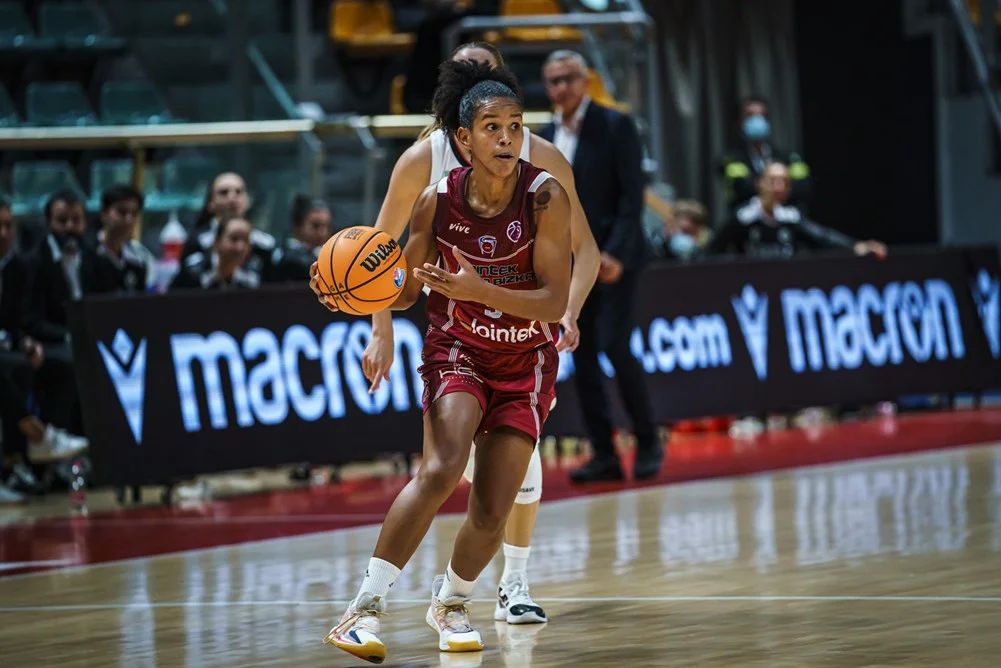 Roselis Silva y el Lointek Gernika vuelven a la senda del triunfo en la Eurocopa