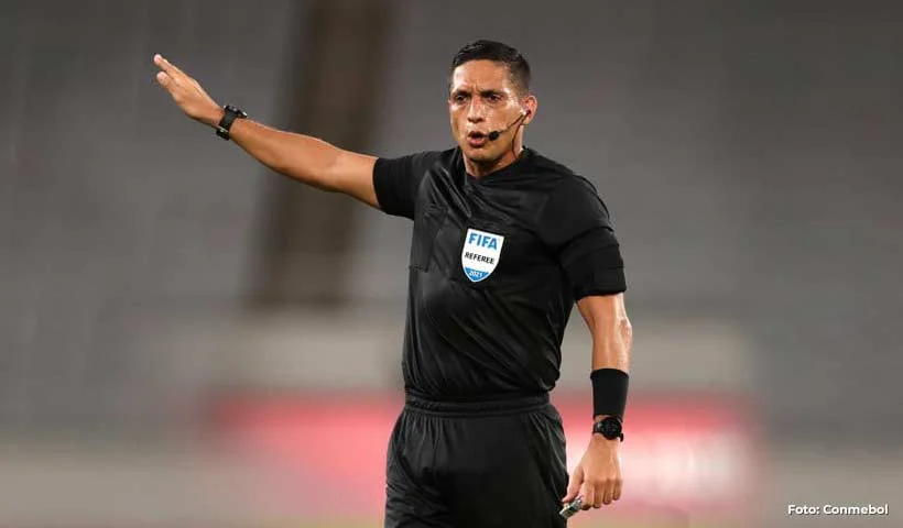 Jesús Valenzuela nominado a Mejor Árbitro del Mundo 2021 por la IFFHS