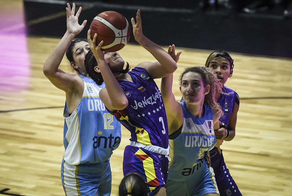Venezuela cayó ante Uruguay y quedó sin opciones de avanzar