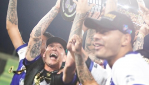 Metropolitanos luce su primera estrella al coronarse campeón de la Liga FUTVE